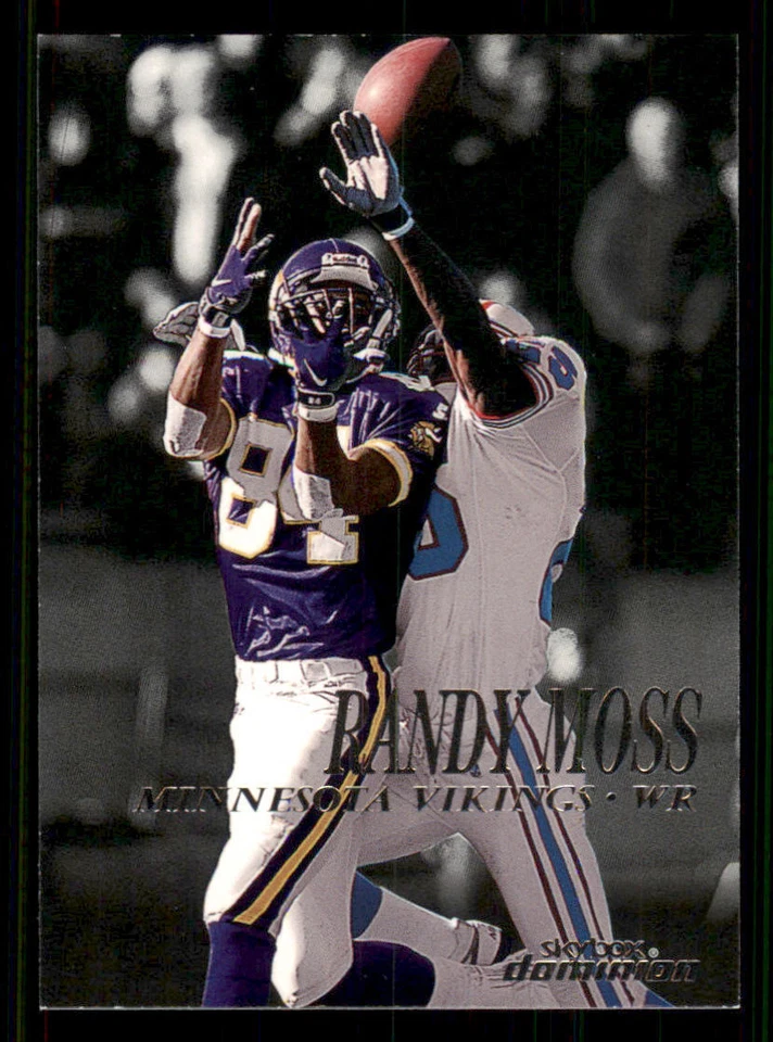 1999 SkyBox Dominion #1 Randy Moss - Image 1 of 2