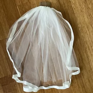 Two Layers 23” Bridal Wedding Veil Soft Tulle White Satin Ribbon Edge with Comb - Picture 1 of 12
