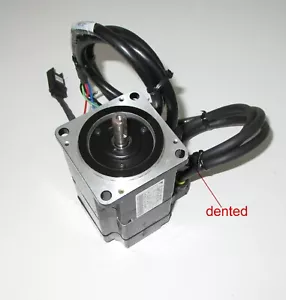 Yaskawa SGMPS-01ACA-YA13 Servomotore AC - Foto 1 di 7