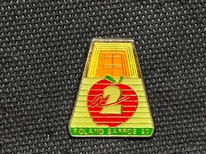  pins pin ENAMEL MEDIA ANTENNE 2  ROLAND GARROS 1990 EPOXY VERSION DORE - Picture 1 of 1