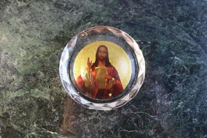 Jesus predigt gewölbter Glas Briefbeschwerer 3” x 0,5” Folienkunst - Bild 1 von 4
