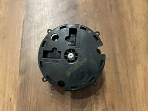 Jeep Grand Cherokee IV WK2 Dodge Durango OEM Mirror Motor 7 Pin w Memory 10-19 - Picture 1 of 10