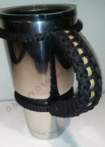Paracord Griff für 40oz, 30oz, 20oz Becher Yeti, Ozark Thin Line Gold, schwarz - Bild 1 von 4