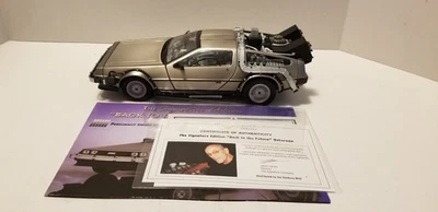 Back to the Future DeLorean Time Machine"Signature Edition"1/18 By Danbury Mint  - Image 1 of 4