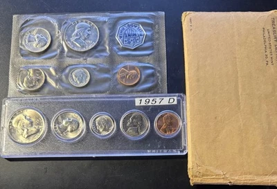 1957 United States Mint Set Philadelphia in cello & Denver In Whitman Holder - Image 1 of 2