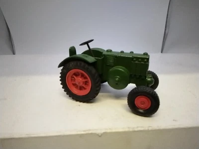 Trattore agricolo Marklin vintage modello Marshall pressofuso scala 1:43 - Immagine 1 di 4