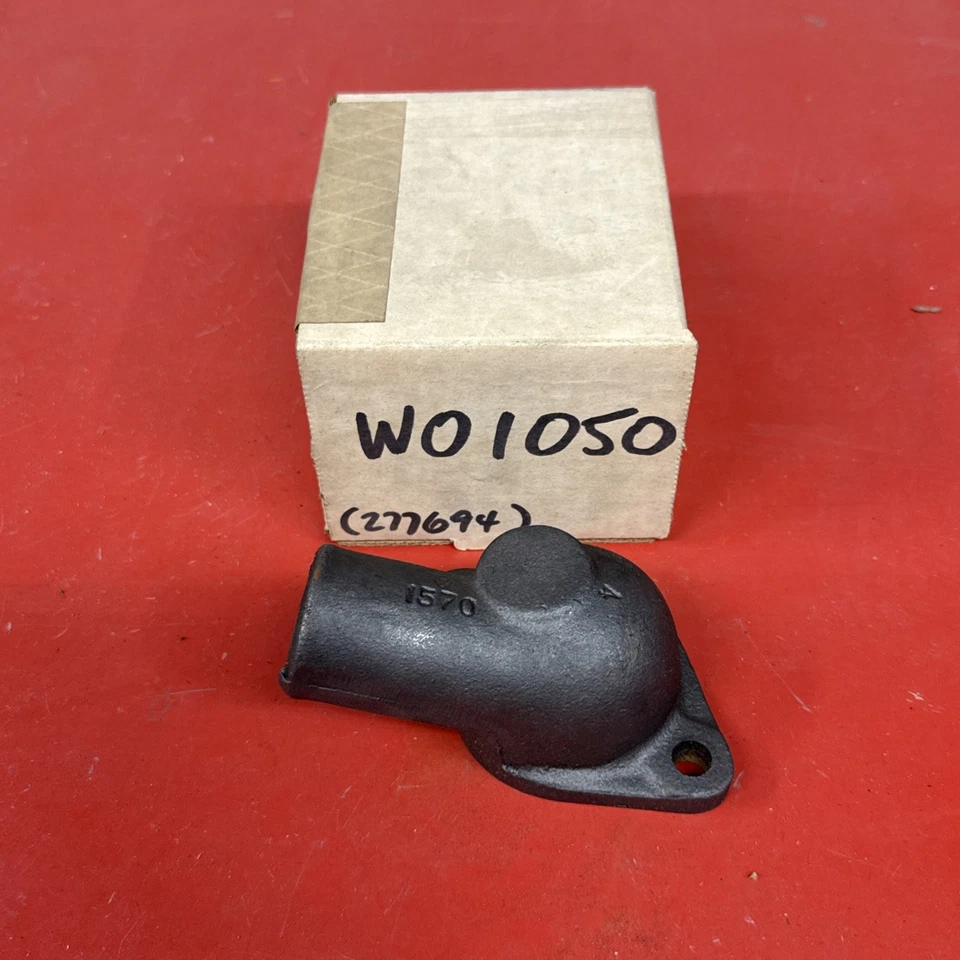 Carcasa de termostato WO1050 para Chevy Impala Camaro Nova Chevelle GMC 1967-1978 Foto 1 de 4