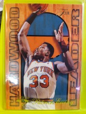 1995-96 Fleer - Flair Hardwood Leader #18 Patrick Ewing