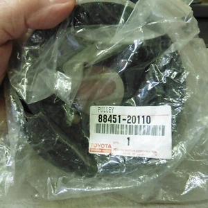Polea cigüeñal original TOYOTA 88451-20110 nuevo stock antiguo - Imagen 1 de 1