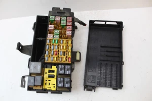 02-10 FORD EXPLORER FUSEBOX FUSE BOX RELAY MODULE 8l2t14398XB - Picture 1 of 7