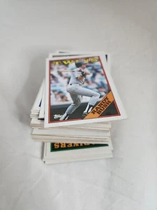 Topps 1988 Baseball Cards 100 Cards Lot 35 - Picture 1 of 4