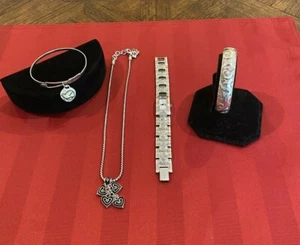 BRIGHTON Bissett Uhr, Halskette, Scharnier & Bettelarmband - Bild 1 von 9