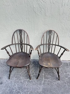 Vintage Nichols & Stone Windsor Arm Chairs Set of 2 – Solid Wood - Picture 1 of 24