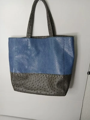 Bolso de Mano Big Buddha Samantha Barbara Estampado de Serpiente Azul y Negro Foto 1 de 4