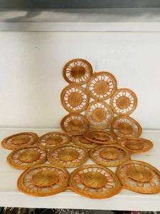 2 Vintage BoHo Flowers Rattan Straw Raffia Neutral Placemats 17" x 12" Trivet - Picture 1 of 9