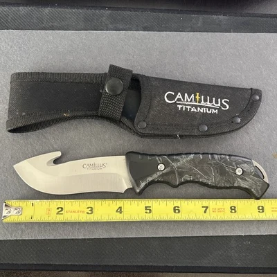 Cuchillo de caza Camillus Titanium Fix Blade con gancho de intestino de funda [USUARIO] hoja plateada Foto 1 de 4
