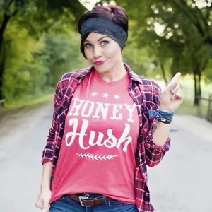 HONEY HUSH T-Shirt Womens Small Red Rubys Rubbish Funny Southern South Graphic - Picture 1 of 6