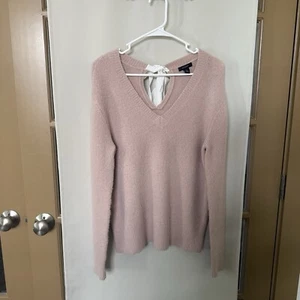 Halogen Women’s Medium Light Pink V-Neck Sweater - Picture 1 of 7