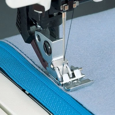 Pfaff Pied pour fermeture à glissière avec Pfaff IDT système 820248096