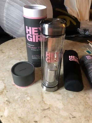 Garrafa infusor de chá de vidro Hey Girl 14 oz parede dupla isolada aço inoxidável nova na caixa - Imagem 1 de 4