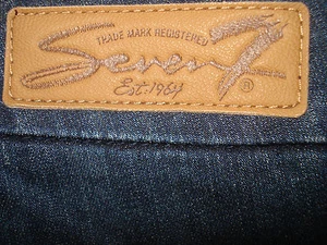 Neu SEVEN7 Jeans Boot Cut dunkelblau Denim-Mischung distressed 5 Taschen Übergröße 24 - Bild 1 von 11
