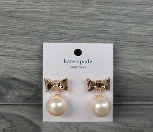 Kate Spade Earrings All Wrapped Up in Pearls Bow (Gold White) - Picture 1 of 3