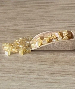 Japanese Miyuki 4mm Square Beads Brown/Gold #132 Frosted Rainbow 20grams - Picture 1 of 3