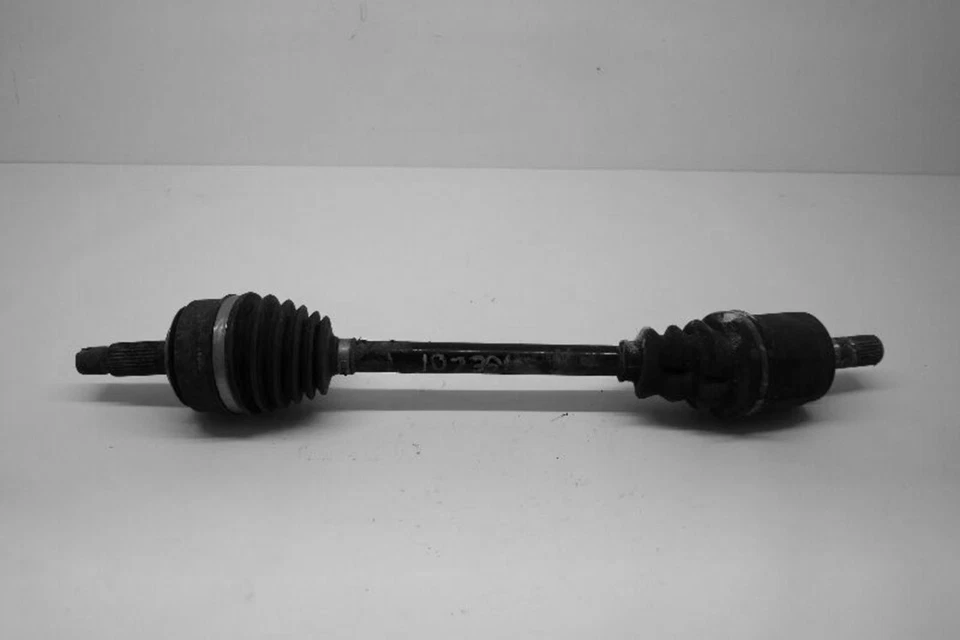Eje de transmisión exterior delantero izquierdo usado se adapta a: Honda Cr-v 2005 eje delantero exterior EX Foto 1 de 1