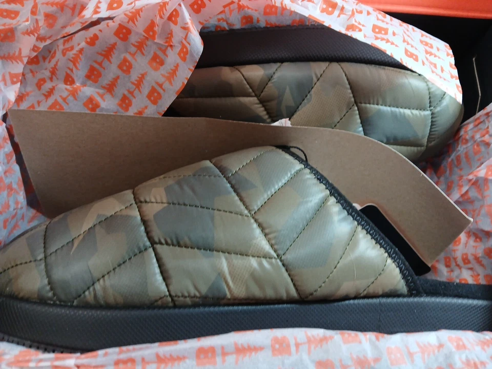 BASS OUTDOOR Men's Puffer Slide Slipper Green Camo Size 11