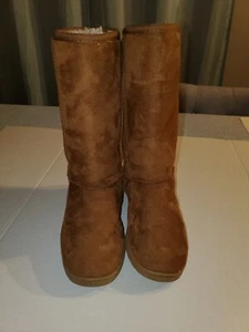 Dawgs Boots Women's Size 8 Chestnut Faux Suede Winter Weather Warm - Picture 1 of 9