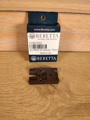 Placa Beretta EE. UU. EUS03052 RDO Beretta 90/92 negra se adapta con Trijicon RDO Foto 1 de 4