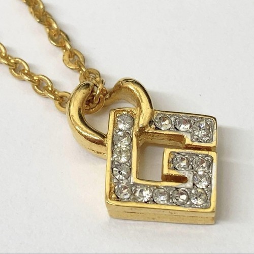 Collana con ciondolo logo Givenchy G