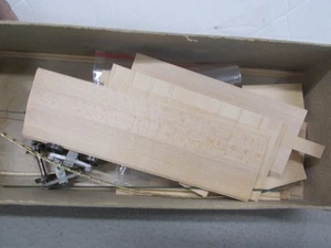 MODELOS ARTESANALES DE CALIDAD # 352 ~ KIT DE COCHE TOLVA CUBIERTA DE 100 TONELADAS ~ ESCALA HO - Imagen 1 de 4