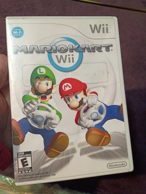 Mario Kart Wii Nintendo Wii Complete Video Game Case Manual Disc Tested USA Made - Image 1 of 4