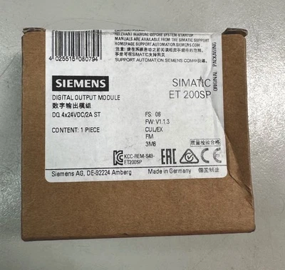SIEMENS 6ES7132-6BD20-0BA0 /  6ES71326BD200BA0 / SIMATIC ET 200SP Output Module - Image 1 of 3