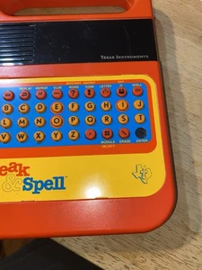 Speak & Spell Raised Buttons Texas Instruments 1978 Circuit Bending TESTED GOOD - Picture 1 of 21