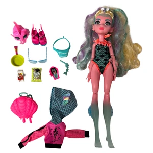 Monster High Lagoona Blue G3 Reboot Mattel 2022 Fashion Doll Accessories - Picture 1 of 6