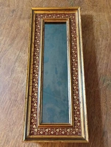 VINTAGE HOLLYWOOD REGENCY ACCENT MIRROR GOLD LEAF W/ SMOKED GLASS 13X5 MCM - Picture 1 of 8