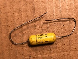 NOS Vintage Astron .004 uf 600v Mustard Capacitor Guitar Amp Cap TESTS .005 (Qty - Picture 1 of 6