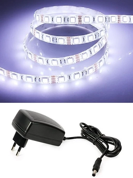 STRISCIA LED 5050 FLESSIBILE 5M ADESIVA CON ALIMENTATORE LUCE BIANCA IP 65 SC0 - Immagine 1 di 1