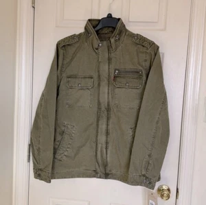 NWT Levi’s Men’s Olive Green Military Style Cargos Jacket Size Large - Picture 1 of 6