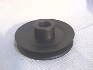 Polea de acero de 5", 5 1/2", 6", 6 1/2" con buje soldado todos los orificios 1/2"" a 1 1/4"" a7 - Imagen 1 de 1