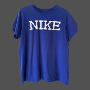 ✨Boy’s The Nike Tee Athletic Cut Color Blue Size XXL-18 - Picture 1 of 5
