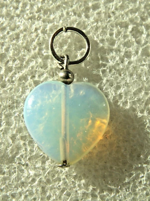 OPALIT / MOONSTONE  EdelsteinAnhänger: HERZ   EINZIGARTIG/NEU! - Bild 1 von 3