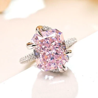 8ct Lab Grown Pink Diamond Radiant Cut Ring in 18K Gold Vermeil, Fashionable - Image 1 of 4