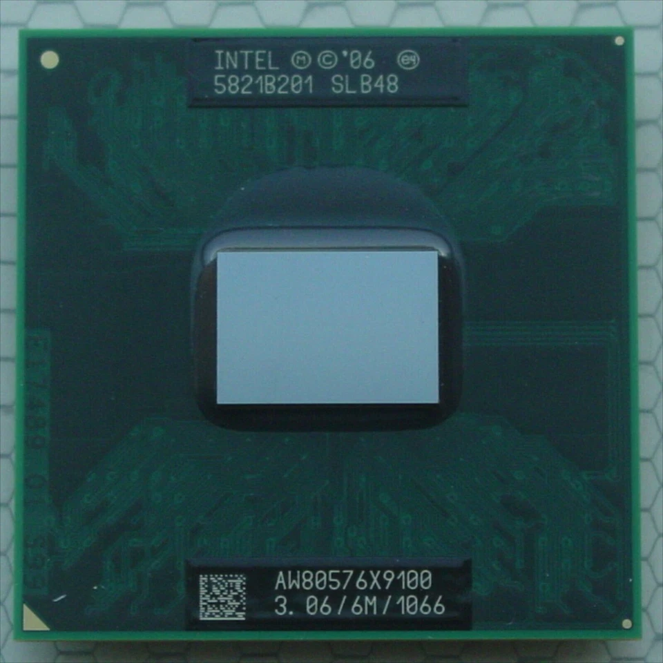 Intel Core 2 Extreme X9100 Dual-Core CPU 3.06 GHz 1066 MHz Socket P - Image 1 of 1