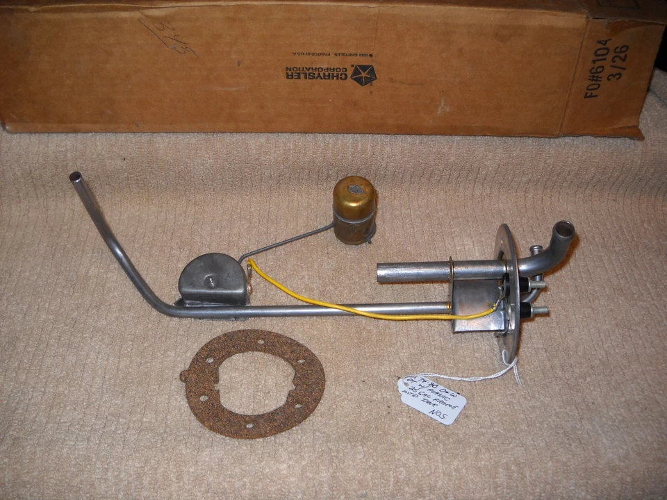 Новый из старых запасов Mopar 1974-1980 D & W 100-300 Dodge грузовик топливный блок с баком 25 галлонов - Изображение 1 из 3