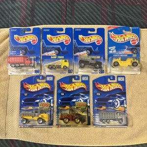 hot wheel construction vehicle lot - Picture 1 of 16