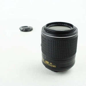 Nikon AF-S DX NIKKOR 55-200mm f/4-5.6G ED VR II Telezoomobjektiv - Bild 1 von 8