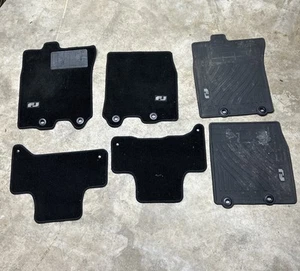 Toyota FJ Cruiser OEM Floor Mats 6pcs Rubber And Carpet Original Used - Picture 1 of 7